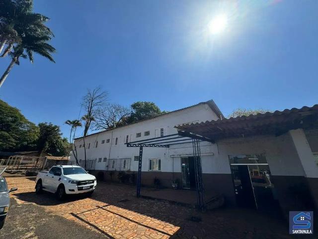 Prédio para Locação em Uberaba/MG Área Rural de Uberaba 24 Quartos