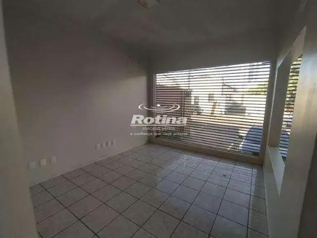 Prédio para Locação em Uberlândia/MG Martins