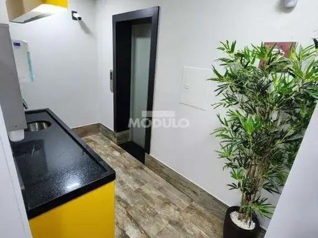 Prédio para Locação em Uberlândia/MG Nossa Senhora Aparecida