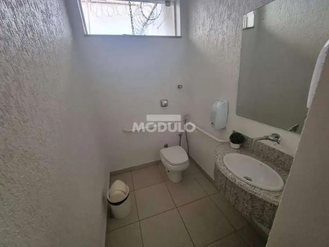 Prédio para Locação em Uberlândia/MG Fundinho