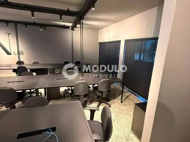 Prédio para Locação em Uberlândia/MG Fundinho