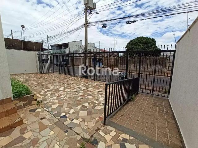 Prédio para Locação em Uberlândia/MG Jardim Brasília 1 Quartos