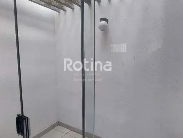 Prédio para Locação em Uberlândia/MG Lidice 3 Quartos