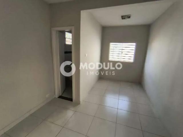 Prédio para Locação em Uberlândia/MG Lidice 3 Quartos