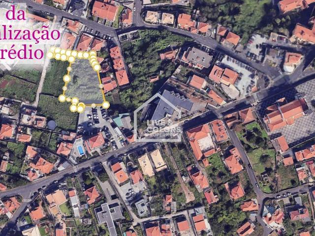 PROJETO CHAVE NA MÃO NO FUNCHAL: Terreno com Projeto Aprovado para 15 Apartamentos T2!