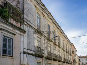 Moradia Devoluta >=T10 Venda em Santarém Marvila, Santa Iria da Ribeira de Santarém, Santarém São Salvador e Santarém São Nicolau,Santarém