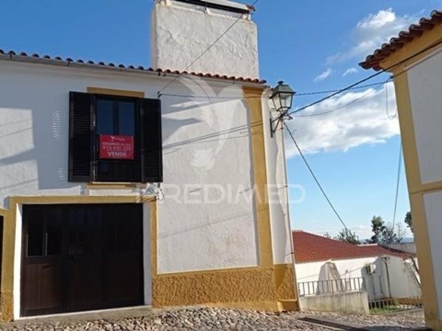 Prédio urbano em Cabeço de Vide