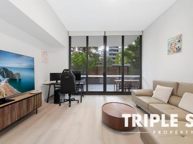 Preferred lease term: 6 months The tenant will need to cooperate with the sale of the property, including allowing one open inspection per week