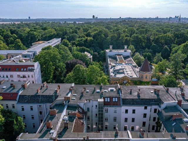 Preisnachlass sichern: Bezugsfreie 1 Zimmerwohnung in Berliner Altbau