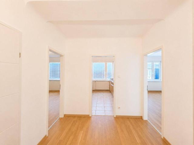 Preisattraktive 2 Zimmer Eigentumswohnung | Separate Küche | Top Grundriss | Zentrale Lage