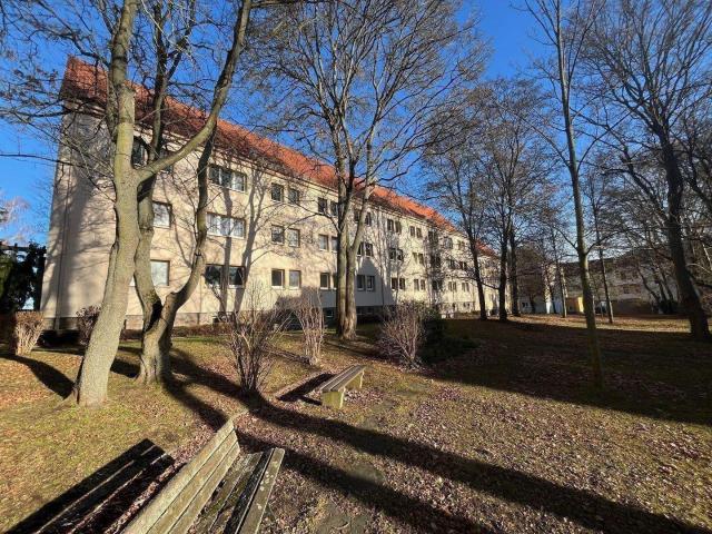 Preisaktion. helle, moderne 2 Zimmer Wohnung, sofort einzugsfertig, EinbaukÃ¼che gegen Aufpreis mÃ¶glich