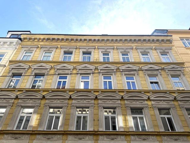 PREISGÜNSTIG NUR ca. € 3.500 pro m² 2 Zimmer Altbauwohnung nächst Mariahilfer Straße/Westbahnhof