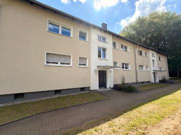 Preisgünstige, zentrale 3,5 Zimmer Wohnung