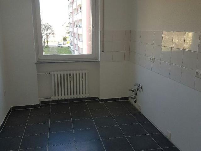 Preisgünstige 3 Zimmer Wohnung