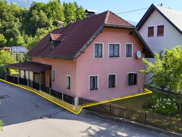 Haus zum Verkauf in 9601 - Garten