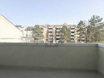 Karl Barth-Platz - Balkon