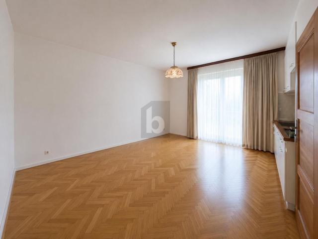 PREISHIT! SONNIGER BALKON, RUHIGE LAGE UND FRISCH SANIERT