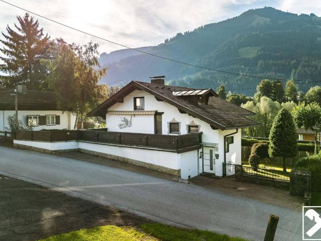 Preisreduziert: Einfamilienhaus mit Bergblick
