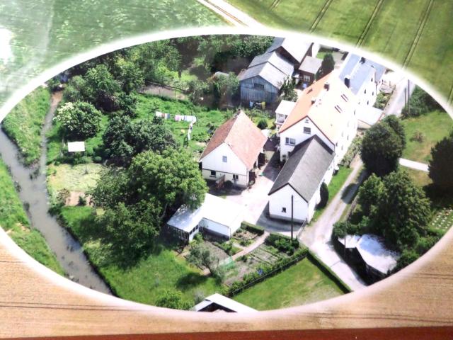 PREISREDUZIERT! Familienanwesen am Ortsrand mit Hof, Werkstatt, 2 Garagen und 1.780 m² Grundstück