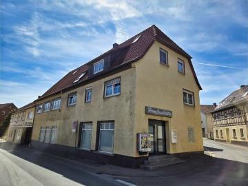 PREISREDUZIERUNG* Modernisiertes MFH inkl. Gewerbe mit Nebengebäude u. Garagen in zentraler Lage v. Maroldsweisach