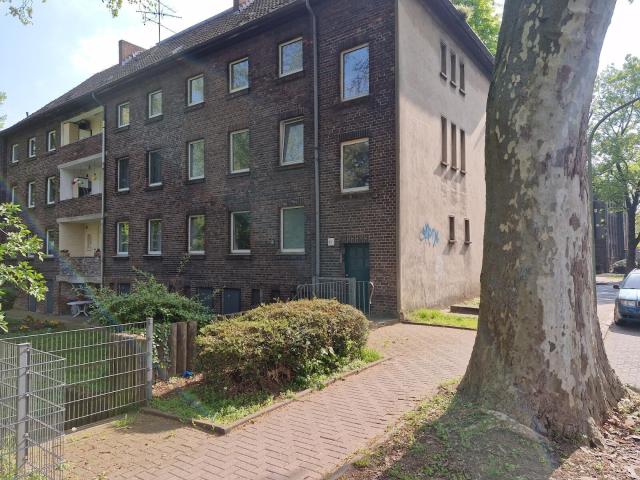 Preisreduzierung Erdgeschoss: Schöne 2 Zimmer Wohnung