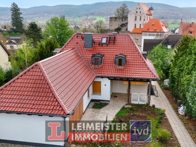 Preisreduzierung! Parkgarten mit Einfamilienhaus und Burgblick Sanieren oder Neubau möglich