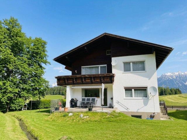 Preisreduktion ! 2,5 Zimmer Haushälfte mit 241m² großem Garten & Terrasse in sonniger, ruhiger Lage