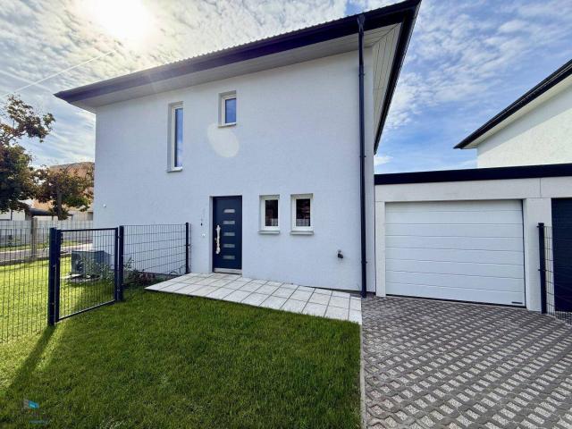 PREISREDUKTION! TRAUMHAFTES 4 ZIMMER EINZELHAUS AUF EIGENGRUND MIT GARAGE NÄHE KAUFPARK VÖSENDORF!