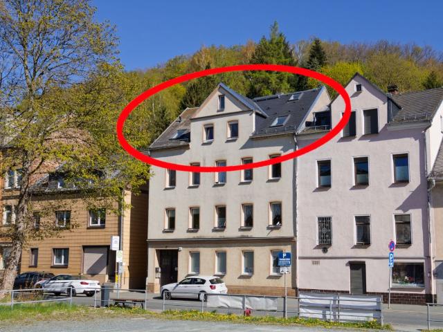 Preiswerte Maisonettewohnung mit Dachschrägen