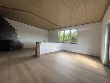 Preiswerte, geräumige Mietwohnung in bester Lage in Ternitz