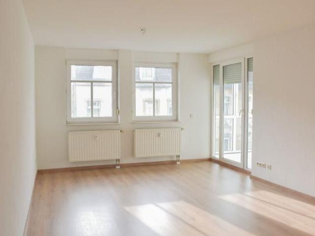 Preiswerte 2 Zimmer Wohnung mit Wintergarten