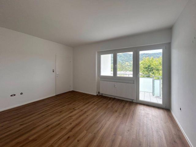 PREISWERTE 3 ZIMMER WOHNUNG MIT LOGGIA UND PARKPLATZ IN KIRCHDORF/KREMS