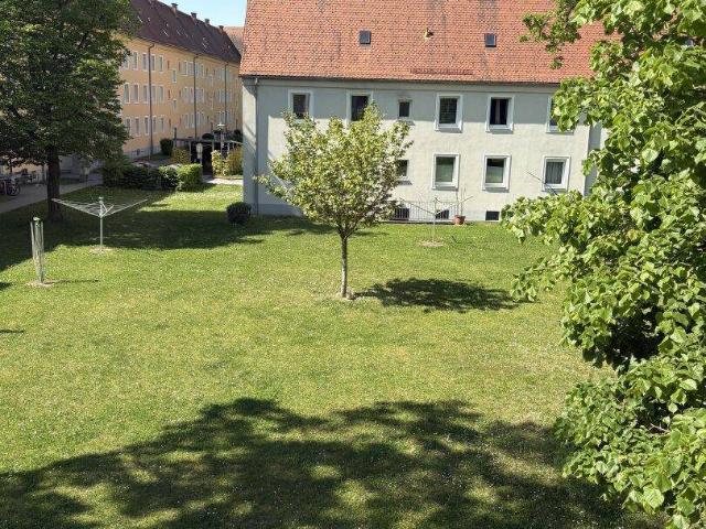 Preiswerte 3 Zimmerwohnung mit herrlichem Blick ins Grüne und flexibler Raumaufteilung! Genießen Sie die Ruhe und Idylle eines kleinen Mehrparteienhauses in zentraler Lage in Steyr Münichholz!
