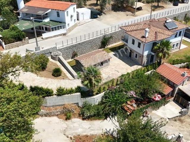 Premar Datça Emecikte Müştemilatlı Otoparklı Havuzlu Özel Villa