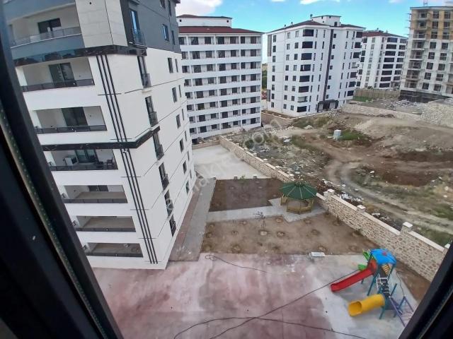 Premar Meva Gayrimenkul'den Çaydaçıra Mahallesin'de 4+1 Lüks Kiralık Daire