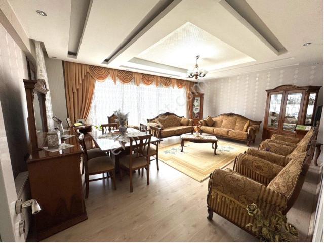 Premar Pro Dan Otogar Civarı Satılık 4+1 Daire