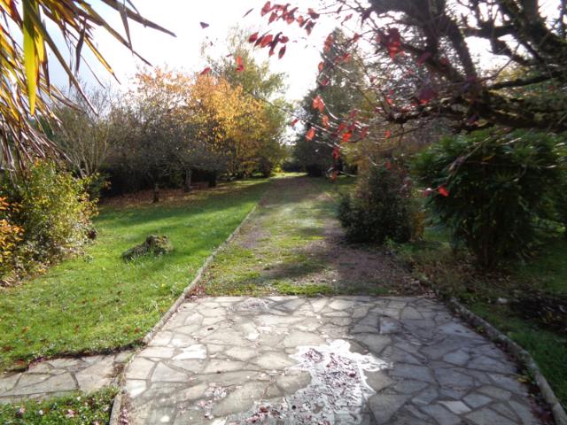 Prémery, Pavillon 165m2, 4 chambres sur 1629 m2