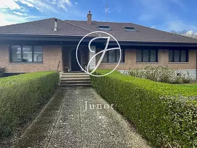 Ennetières en Weppes 59320 Achat / Vente maison 12 pièces t12