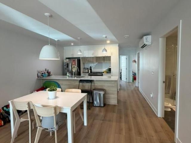 PREMIER MOIS GRATUIT* Appartement 5 1/2
