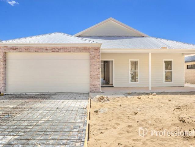 New 4 Bed, 4 Bath Potential $1500 Per Week Return