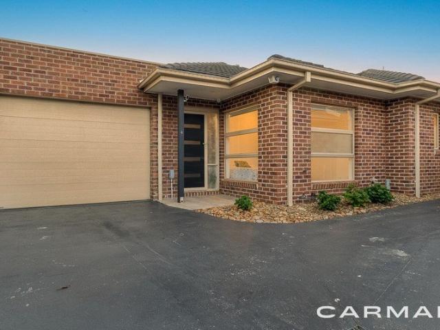 PREMIER OPEN TUESDAY 13TH OCTOBER 5PM 5:30PM* Stylish, Spacious & Exceptionally Convenient