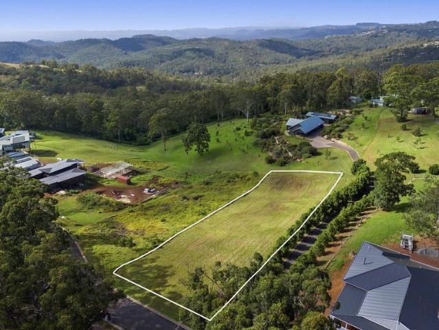 Premier Block in Exclusive Highfields Location!