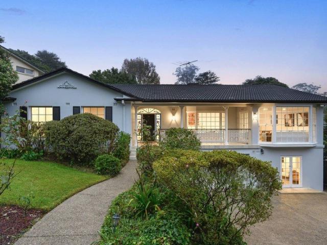 Premier East Side Position, Walk to Rail 1,138sqm Land Non Conservation