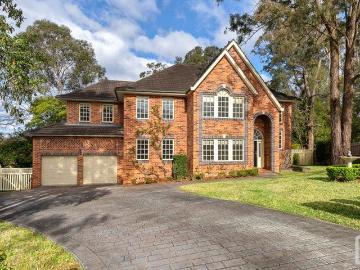 Premier Family Living in a Coveted Springwood Pocket