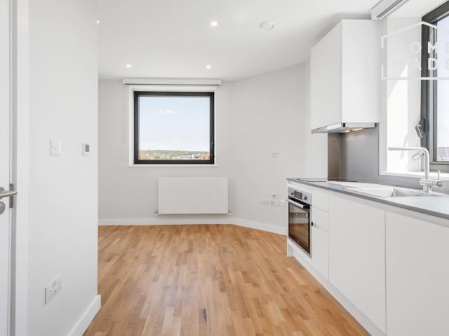 Premier House, HA3 Studio to rent £1,000 pcm £231 pw