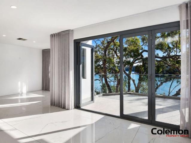 PREMIER LIFESTYLE IN A HIGHLY SOUGHT AFTER CUL DE SAC