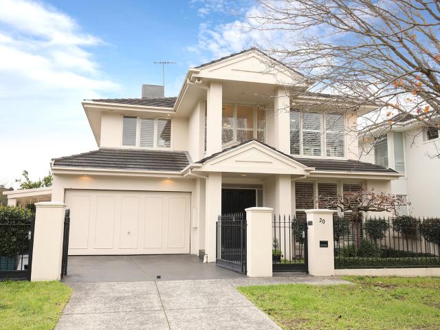 Premier Living in Prime Locale!