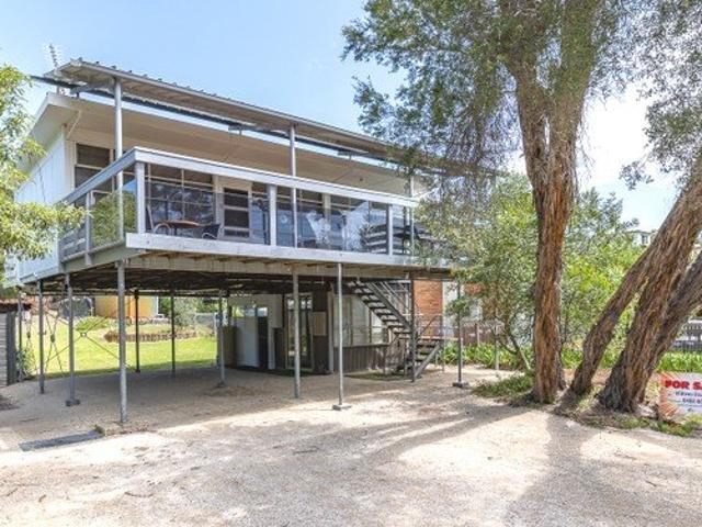 PREMIER LOCATION, EXCEPTIONAL WATER VIEWS