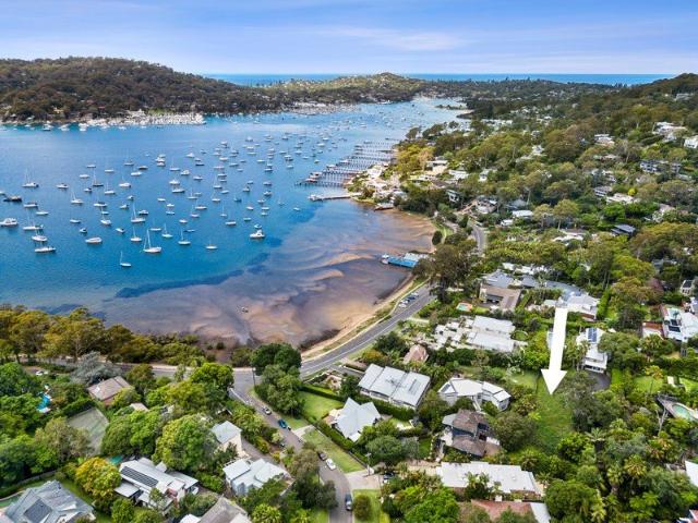 Premier Pittwater setting with DA approved plans