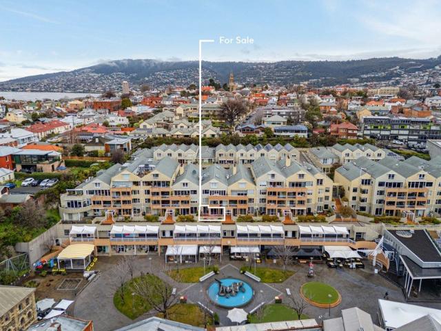 Premier Salamanca Square Lifestyle with Expansive North Facing Terrace